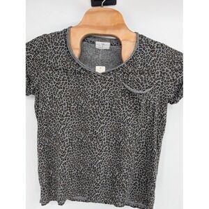 Anthropologie T. La Gray Animal Print Short Sleeve Classic V-neck Top sz. XS NWT